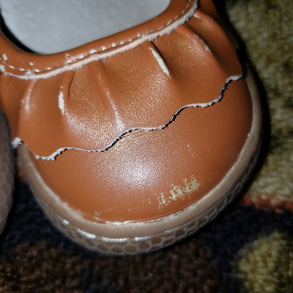 Livie and Luca Ruche Mary Jane size 6 - Picture 3 of 4